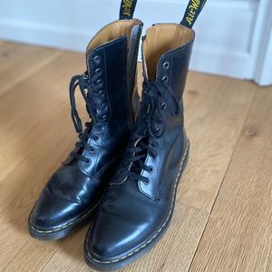 Dr.Martens Dr. Martens ALIX Side Zip. US8